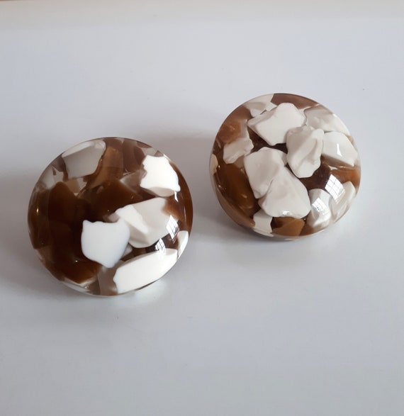Caramel Puffy Clip Caramel Puffy Clip