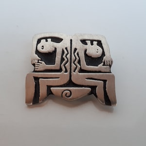 Vintage dated year 2000 Alice Seely signed dancer couple modernist silver tone metal brooch pin