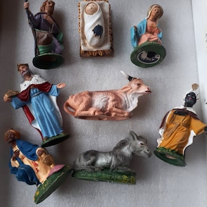 Christmas Nativity set creche 8 pcs Vintage resin plastic figurines collectible made in Italy