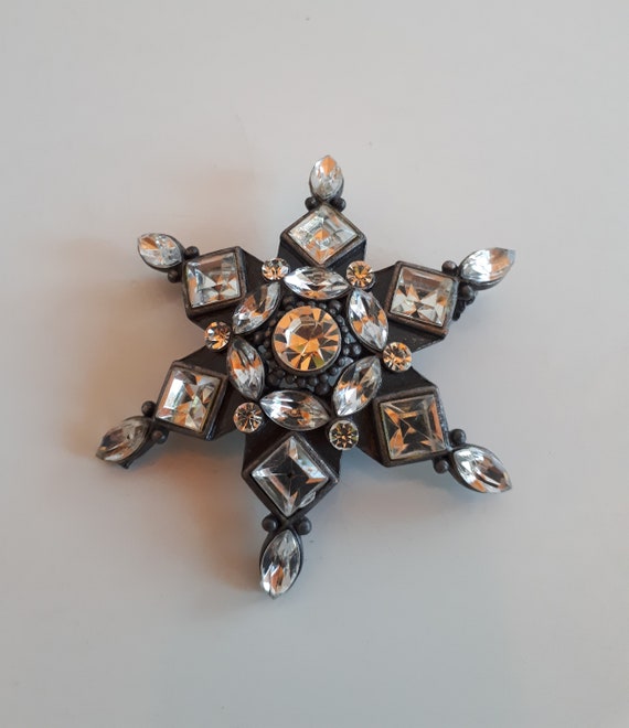 Vintage Eisenberg Clear Rhinestone Star Brooch - Large Silver Tone Crystal  Pin - Block Signature 1 7/8 Inches circa 1950 - Vintage Jewelry