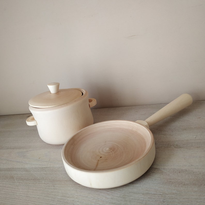 wooden pots and pans set