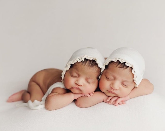 Ivory White Lace Trimmed Bonnet For Newborn Photography Photo Prop