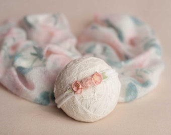 Floral and  Pink Newborn Fuzzy Wrap And Tieback Set, Pink Newborn Photo Props, Custom Floral Set Newborn Photo Prop, Pink Tieback