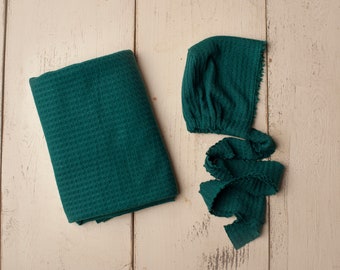 Peacock Green Newborn Waffle Grid Texture Knit Stretch Fringe Wrap And Bonnet Hat Set/ Newborn Photo Props/ Hunter Green  Newborn Hat Bonnet