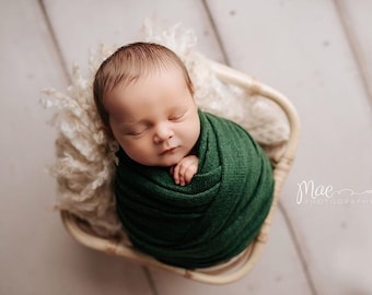 Emerald Green Stretch Sweater Wrap Photography Photo Prop, Emerald Green Sweater Wrap, Newborn Wrap, Newborn Wrap, Newborn Photo Prop