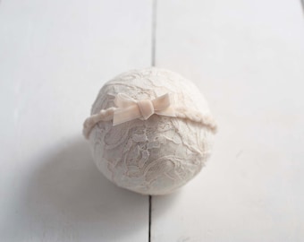 Cream Velvet Bow Tieback for Newborn Photography Photo Prop, Canada Prop Seller