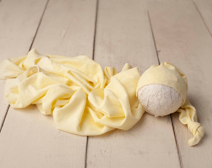 Light Yellow Stretch Wrap and Unhemmed Knotted Sleepy Cap Set for Newborn Photography Photo Prop