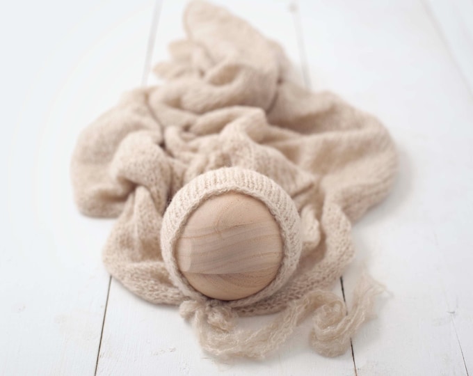 Natural Cream Soft Sweater Knit Bonnet and Sweater Wrap Newborn Photography Set for Newborn Photography