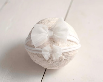 Ivory Newborn Bow Tieback, Baby Photo Prop
