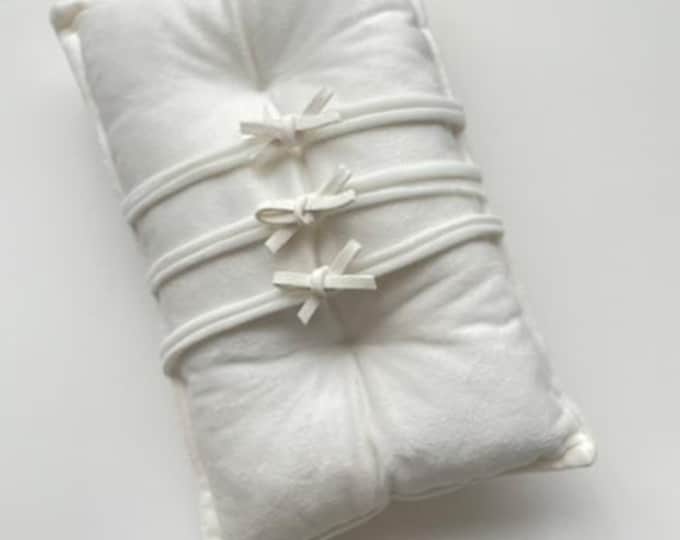 Ivory Mini Suede Bow Tieback for Newborn Photography Photo Prop, Canada Prop Seller