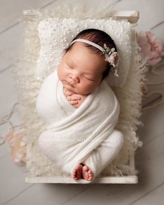 Nutmeg Soft Stretchy Knit Bonnet for Newborn Photography Photo Prop