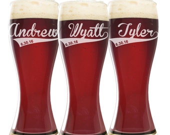 Personalized Groomsmen Gift Wedding Beer Glasses Personalized Groomsman Gift Mens Gift Custom Pilsner Glass Etched Beer Glass Best Man Gift