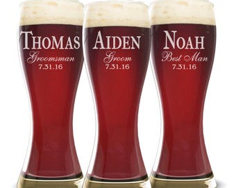 Tazza di birra incisa, Boccale di birra per groomsmen, Tazza di birra personalizzata, Groommen regalo di nozze, Bomboniere di nozze Boccali di birra, Regalo per groomsmen, Best Man