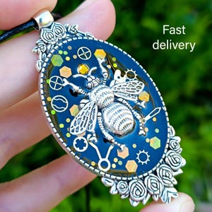 Bee jewelry Steampunk watch necklace Entomology Steam punk Vintage Futuristic bug Fantasy Stacking Mothers day Silver For men women Insect