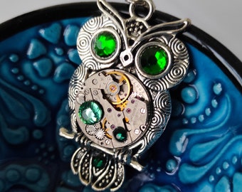 Owl necklace jewelry Gift Steampunk pendant Bird Fantasy jewellery Totem For women men Steam punk cool Vintage Watch part Original