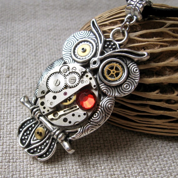 Owl jewelry Steampunk necklace Bird Fantasy creature Heart necklace Totem Gift for women men Steam punk Amazing Love present Lover Owls