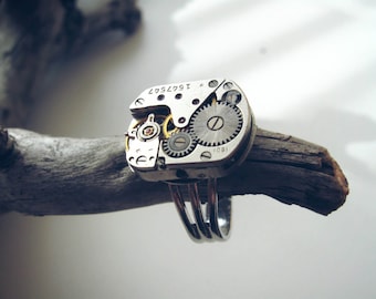 Steampunk Ring, Vintage Watch Movement Ring, Mechanical Gear Ring, Industrial Statement Jewelry, Steampunk Adjustable Band