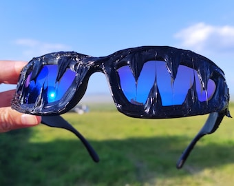 Monster Drip Sunglasses – Horror Style Resin Art Glasses – Unique Gothic Eyewear