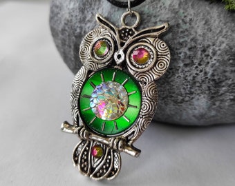 Owl jewelry Fantasy bird necklace Steampunk pendant for men women Vintage bird Totem Silver Green Xmas Gifts