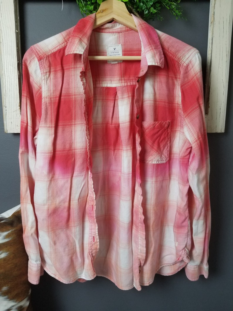SIZE SMALL women/'s fit hand-bleached plaid shirt