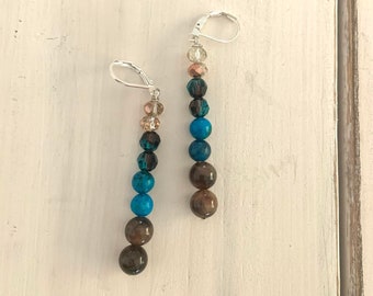 Blue/brown dangle earring