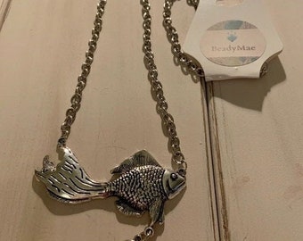 Fishy necklace