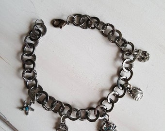 Seaside charm bracelet