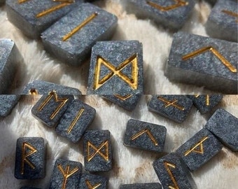 27 PC Norse Rune Set