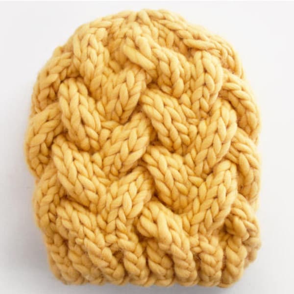 super bulky cable hat knitting pattern → the patisserie hat