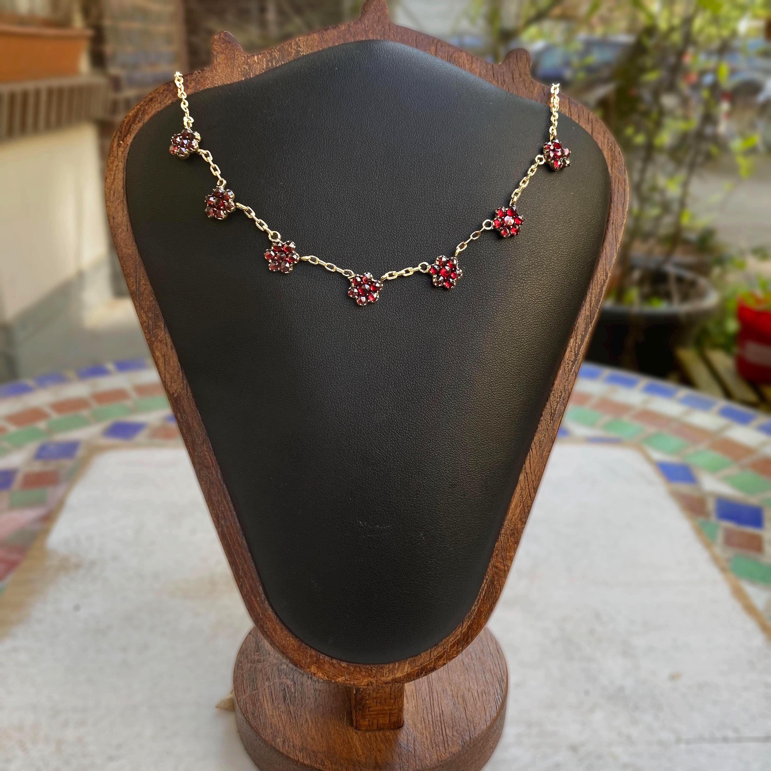Czech garnet - Etsy 日本