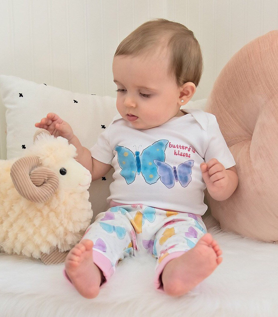 stylish blouse with saree