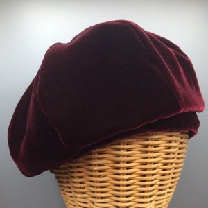 Velvet beret