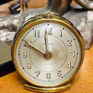 Duverdrey & Bloquel &quot;Endura&quot; Art Deco Mechanical Alarm Clock, Completely Serviced, Works Perfectly, c. 1902-28, Graduation/Retirement Gift