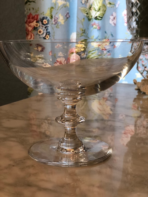 Excellent Condition Val St Lambert Amalfi Pair WineCraft Cocktail Goblets with Platinum Rim and Base Perfect AnniversaryWedding Gift