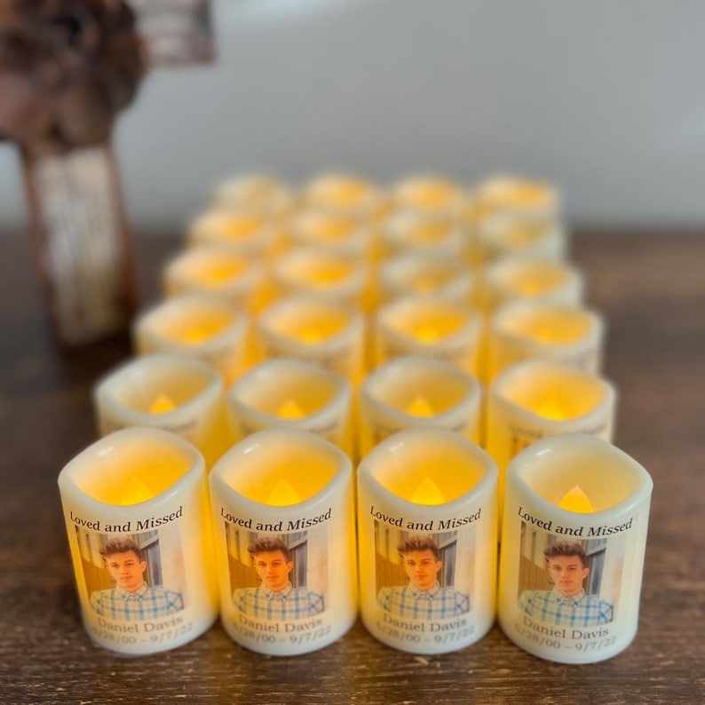 Personalized Memorial Candles - Funeral Favor Bulk Sets - Celebration of Life Favors - Remembrance Keepsake - Set of 24 afbeelding 7