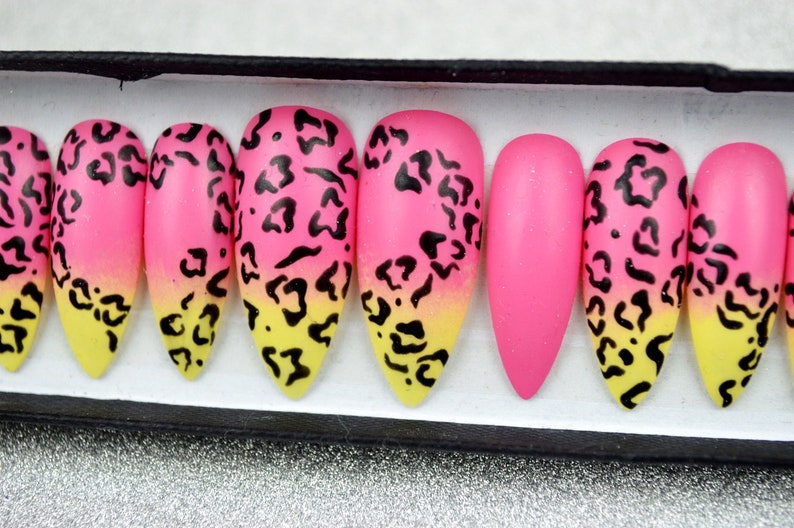 Pink and yellow matte ombre with leopard print LUXURY PRESS image 2