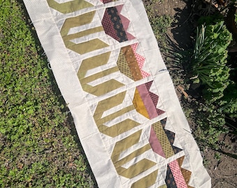 Wild Tulips Quilt Runner Pattern