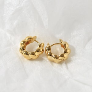 Bold Croissant Hoop Earrings • Gold Huggie Hoop Earrings • Twisted Hoop Must Have Everyday Earring • Perfect Gift for Her •Anniversary Gift
