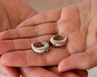 Croissant Textured Oval Hoop Earrings: Sterling Silver Posts