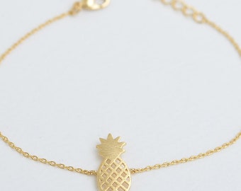 Dainty Pineapple Bracelet wth Initial Tag, Gold, Silver, Rose Gold. Delicate Pineapple Bracelet, BFF, Friendship Bracelet, Gift Idea BCR118