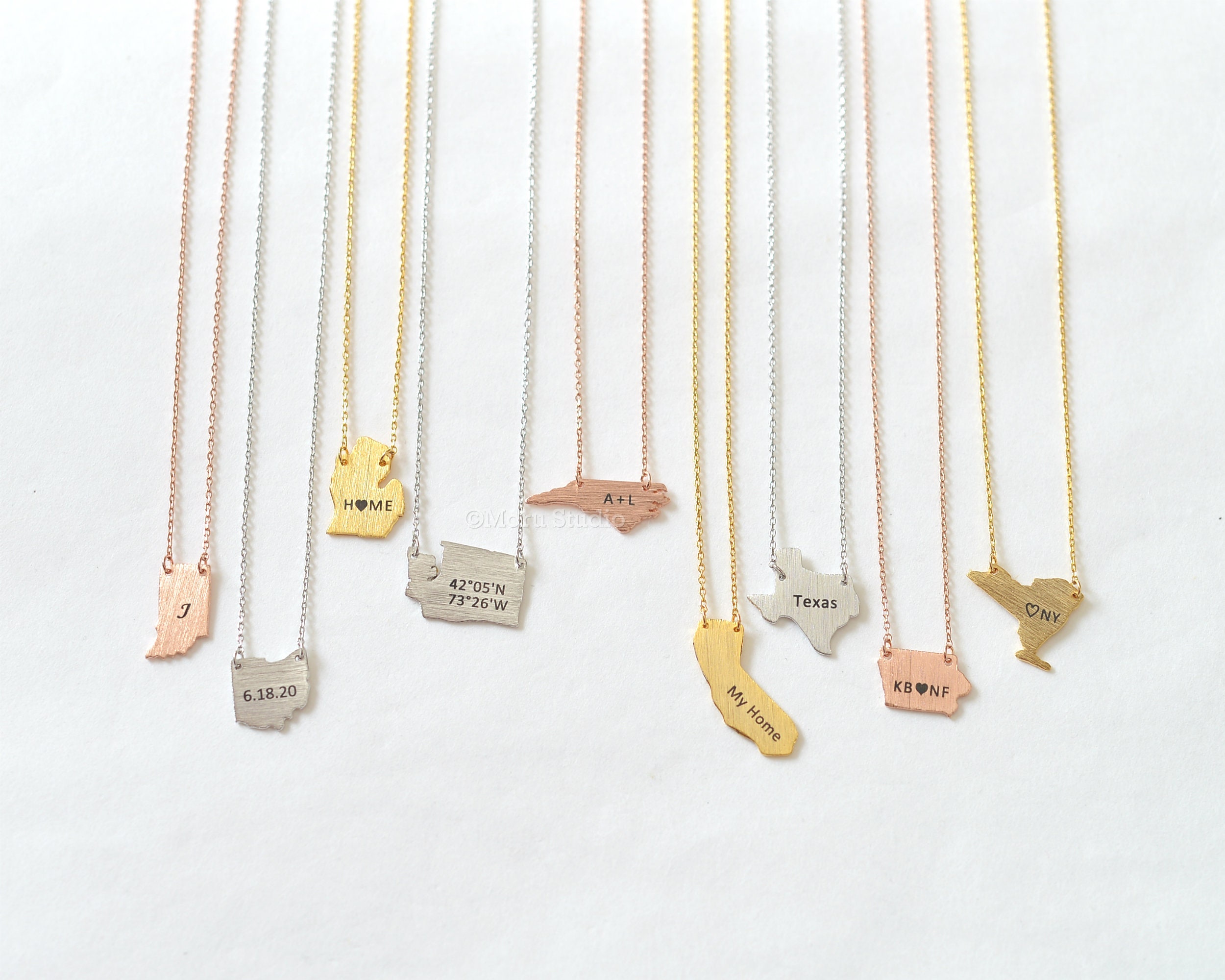 Personalized USA State Necklace • Leaving Gift for Best Friends or Sisters • Traveling Leaving Gift • Birthday Going Away Graduation Gift