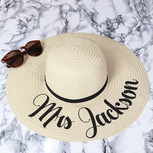 Personalised sun hat, Honeymoon sun hat, Bride beach hat, Straw hat, Mrs floppy hat, Beach wear Hen party hat image 2