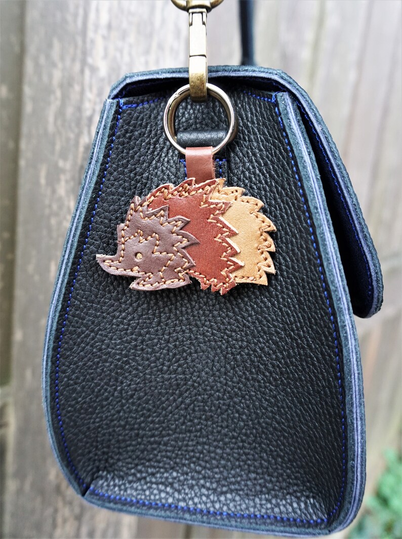 Key door or jewel bag hedgehog in brown leather