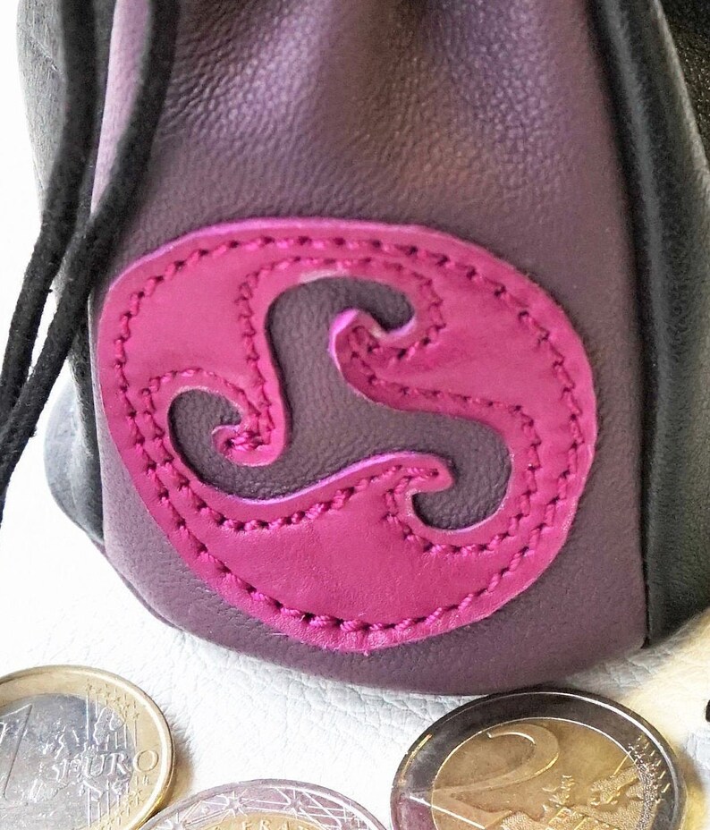 Stock exchange for dice or leather wallet with triskell