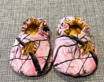 Real Tree Reversible Soft Sole Baby Shoe Crib Shoe Crawler Shoe Baby Moccasin Gender Reveal Baby Reveal Baby Announcement