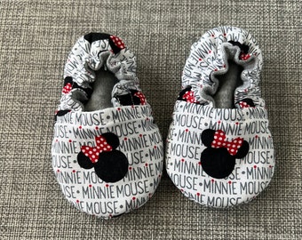 Minnie Mouse Reversible Soft Sole Crib Shoe Crawler Shoe Baby Moccasin Baby Announcement Baby Gift Baby Reveal