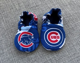 Chicago Cubs Soft Sole Reversible Baby Shoe, Baby Moccasin, Crib Shoe, Baby Slipper, Crawler Shoe, Baby Announcement