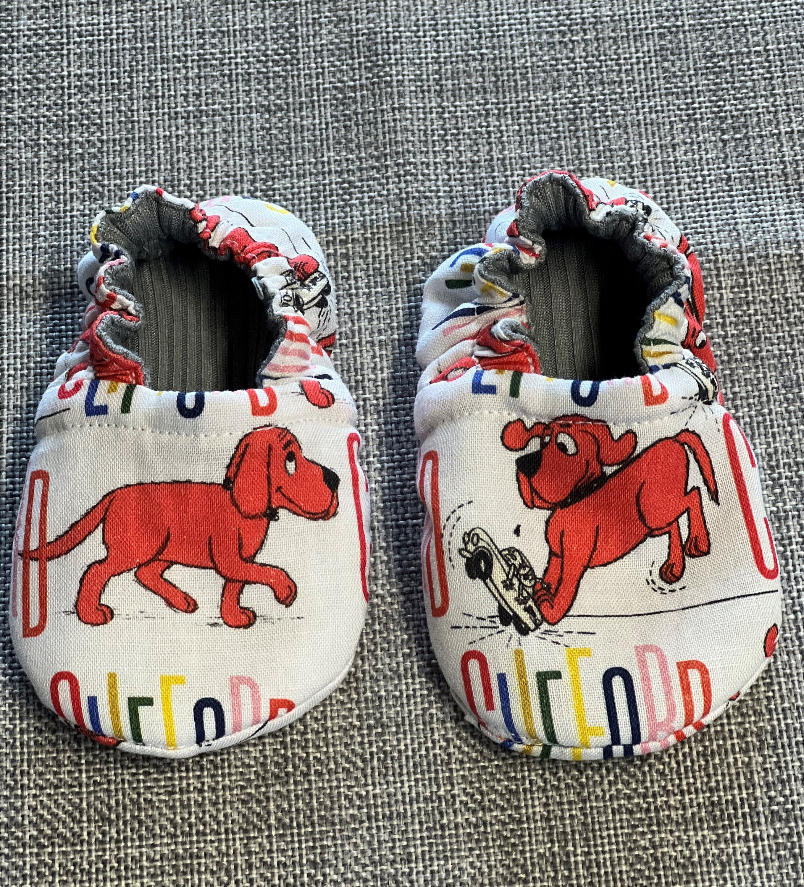 Clifford Big Dog Slippers Clifford The Big Red Dog Lot