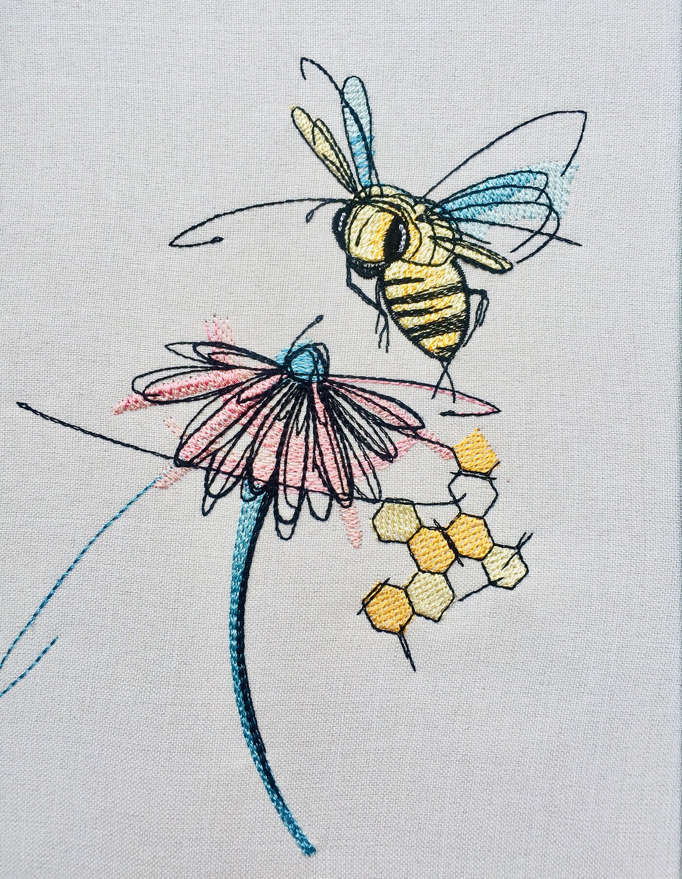 Bee and Flower machine embroidery designs Bee embroidery Etsy