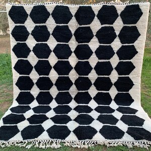 Beni Ourain Rug 8x10: Hand-Knotted Moroccan Wool Berber Rug